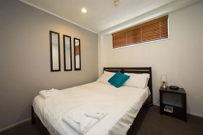 Cosy And Breezy Harbour Views Apartment-1