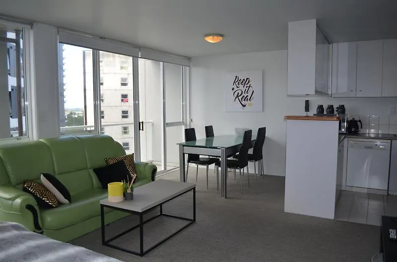 Fresh And Light Apartment-1