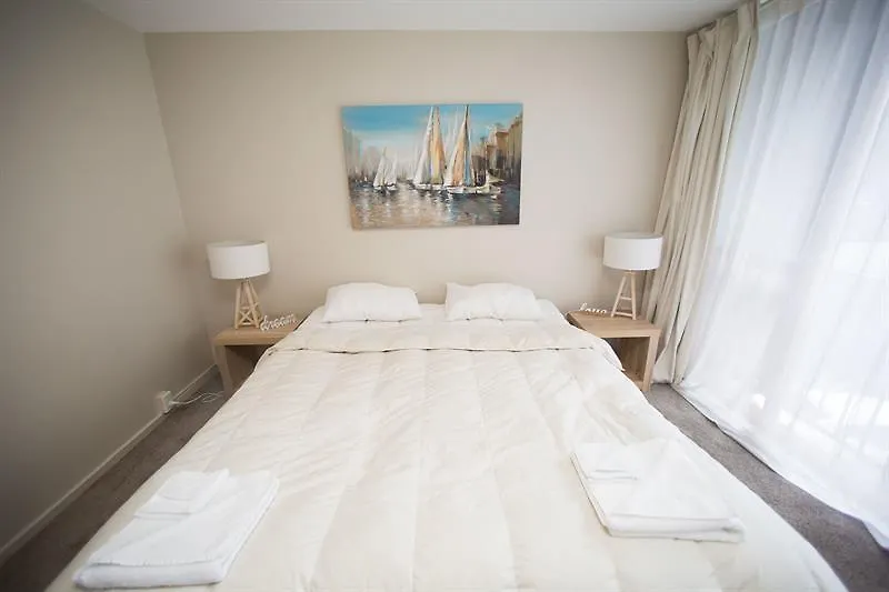 Cosy Cute And Sunny Studio-1