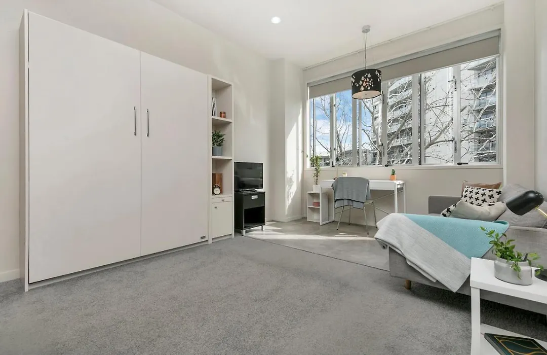 Qv Stays Brilliant Downtown Studio-1