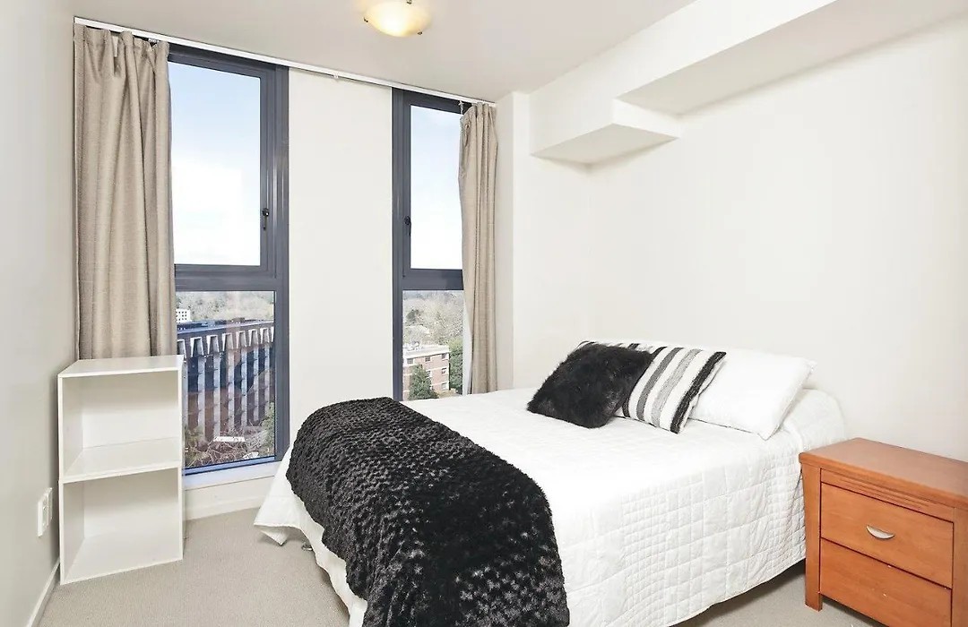 Stunning Seaview 2 Bedroom Apartment-1