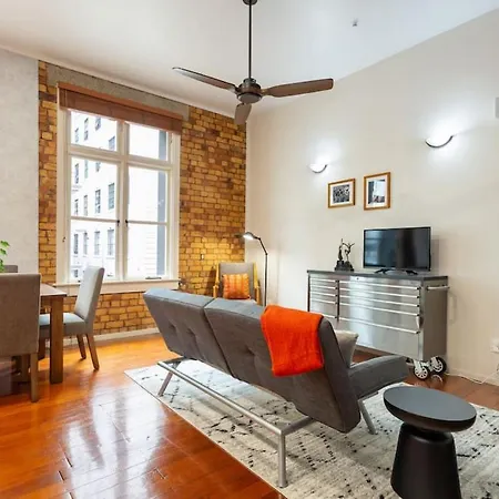 Characterful Loft On Lorne Street-3