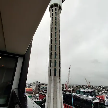 Central Location Of Auckland Central-3