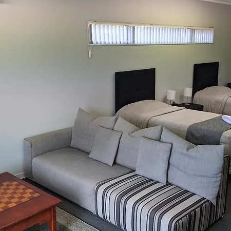 Cozy One Bedroom Apartment Near Auckland Airport-2