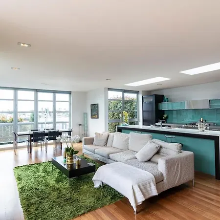 Designer 3 Bedroom Home With Harbour Views-2