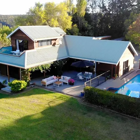 Dangela Boutique Lodge-3