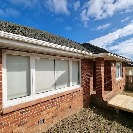 Cozy 3Br Mt Roskill - Heat Pump & Wifi & Netflix-3