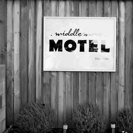 Middlemore Motel-2