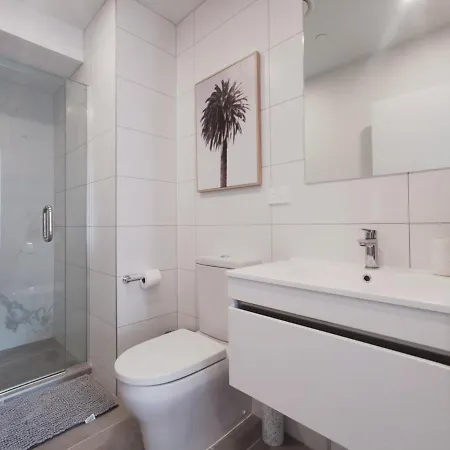 Brand New Lux 2 Bedroom Apartment-2