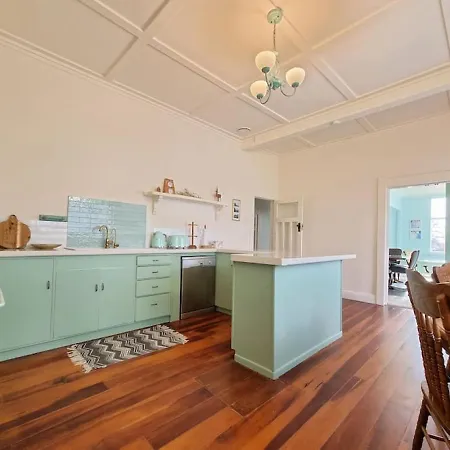 4 Bedroom House Papakura-2
