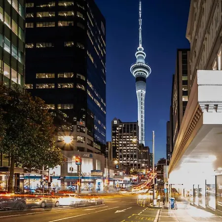Chic And Spacious Cbd Loft - 2 Beds City Views-3