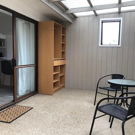 Comfortable Holiday Home At Mt Wellington-3