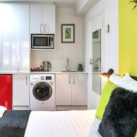 Central Cute Studio With Kitchenette, Pool And Gym-3