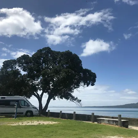 Takapuna Beach Holiday Park-2