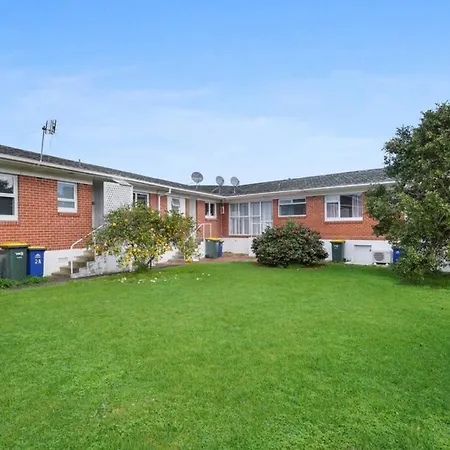 Renovated Takapuna 2Br Apt L Parking L Skytower-3