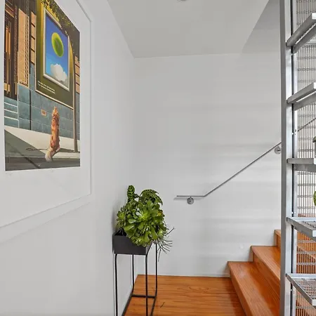 Central High-End 3Br Home In Parnell With Pool-3