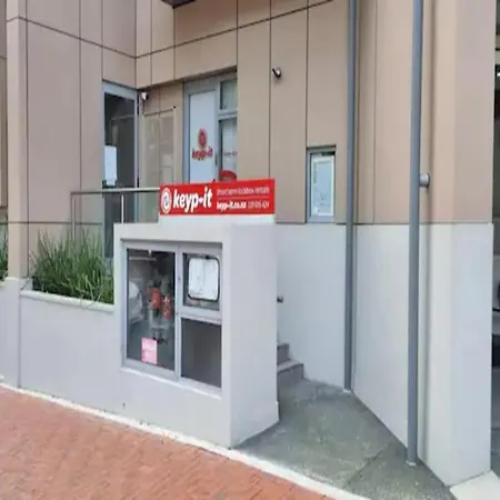 Lovely Two Bedroom Apartment Close To Sky Tower!-2