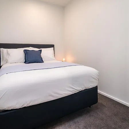Cozy 2-Bedrooms Apartment In The Heart Of Auckland-2