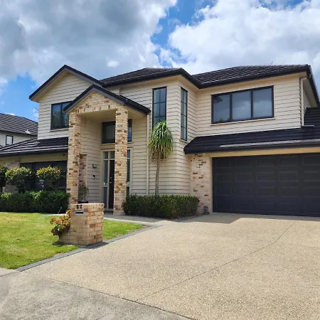 Luxury In Manukau-3