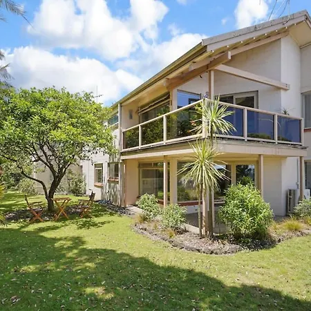 Spacious Beachside Living In Kohi - Wifi - Parking-2