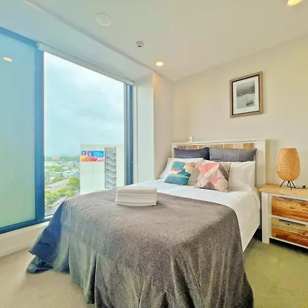 2-Bedrooms With Ponsonby Sunset-2
