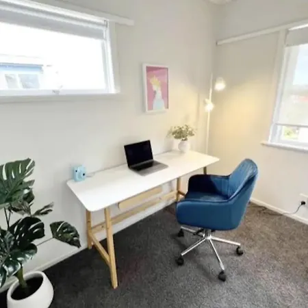 Bright & Central Home-2