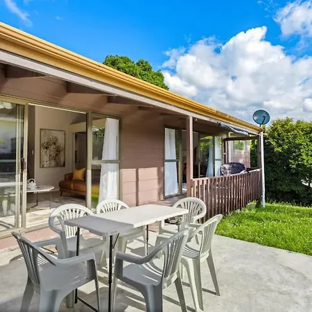 Family Retreat With Parking, Wi-Fi And Garden-3