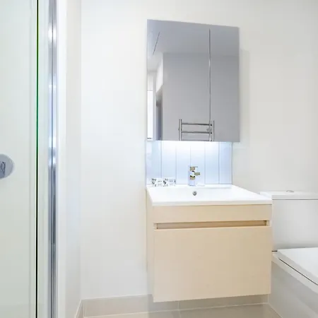 Stunning 1-Bedroom Studio In City-3