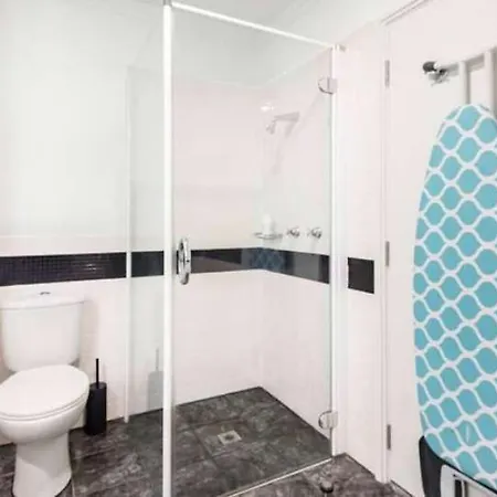 Heritage Hotel 1 Bedroom Apartment !-2