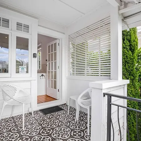 Sunny Two-Bedroom Villa-3
