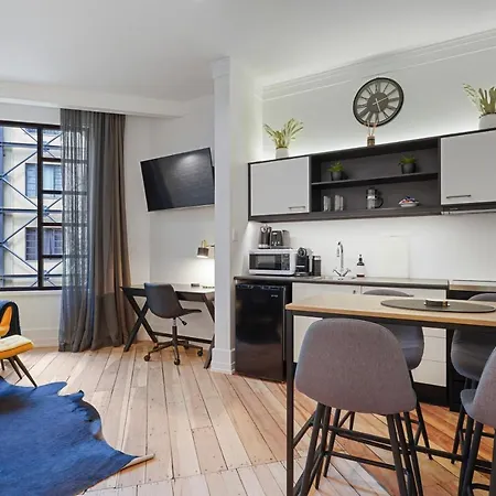 Lovely 1 Bedroom Rental Unit With Pool-3