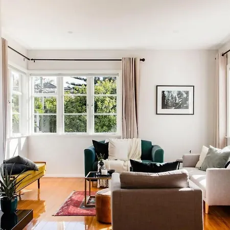 Central Akl Charmer With 2 Bedroom Wifi Netflix-2