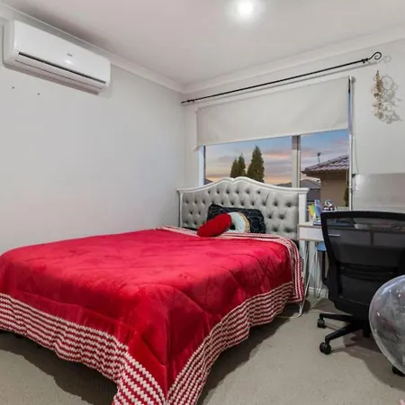 Holiday Home Auckland-2