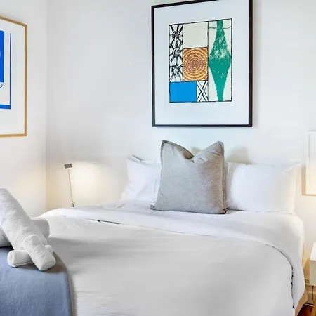 Stunning Home Steps To Ponsonby - Netflix - Wifi-2