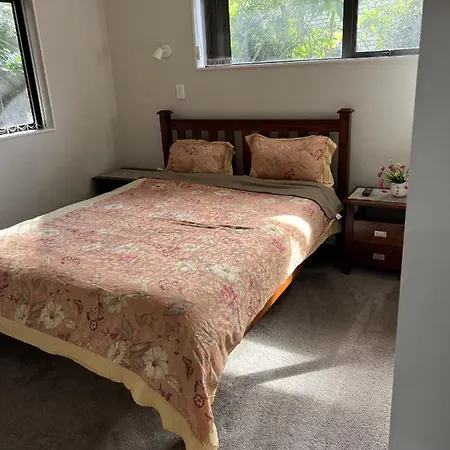 Guest Suite - Cosy Place In The Wattle Downs-3