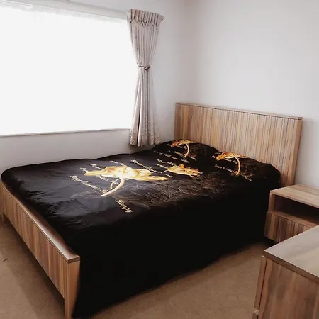 House Located At The Centre Of East Auckland Walking To Botany Westfield Shopping Mall-2