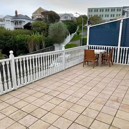 74 College Hill-3