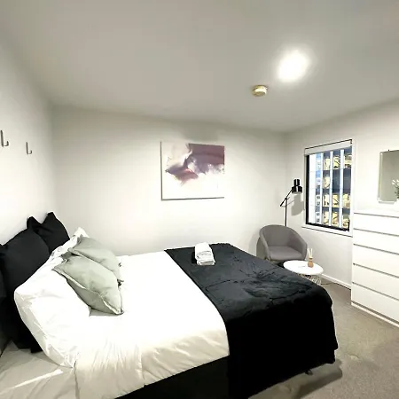 Cozy 1-Bedroom Unit At Cbd-3