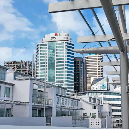 Waterfront Seaview Hotel Apartment - Same Building Block As Auckland Hilton-2