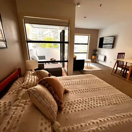 Studio Apartment In Auckland Cbd-3