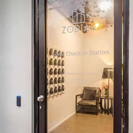 Eden Terrace 2 Bedroom Free Parking Zodiak Stays-3