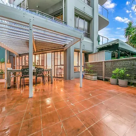 Charming 1 Bedroom Apartment In Auckland-3