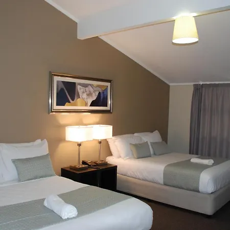 Aero Auckland Airport-3