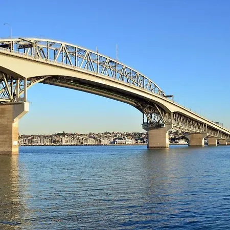 Vr Takapuna-2