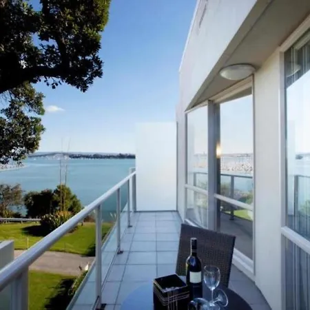 Vr Takapuna-3