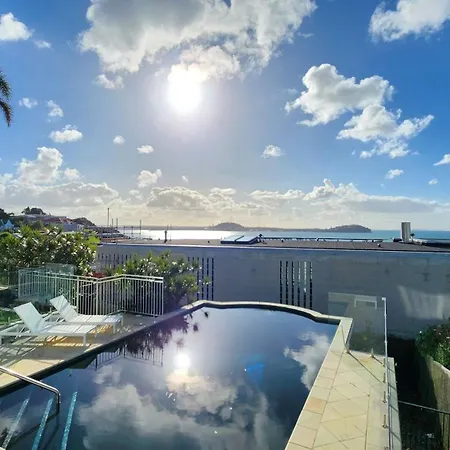 Orakei Grandeur Mansion With Sea Views & Pool-2