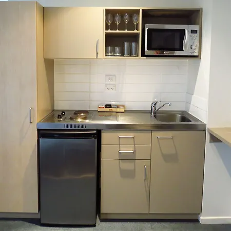 Tetra Serviced Apartments By Castle-2