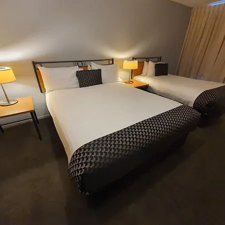 Off Broadway Motel-2