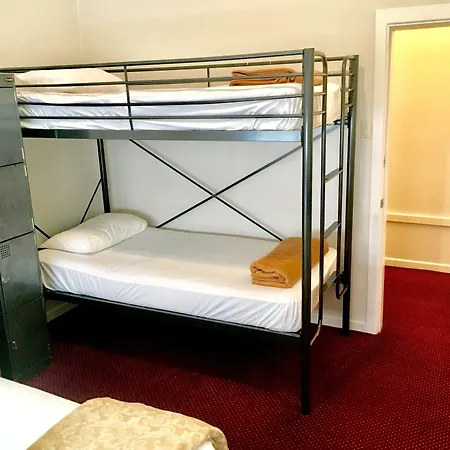 Freemans Backpackers-2