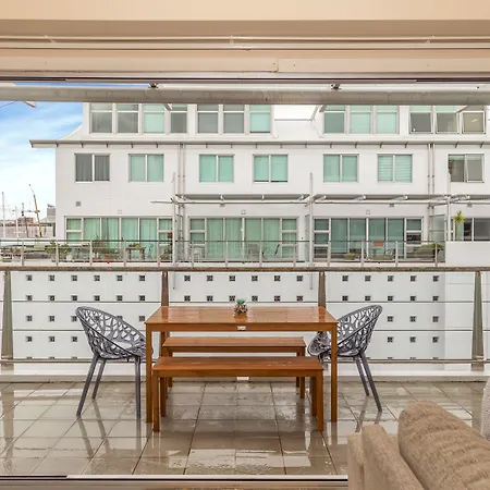 Princes Wharf - Charming 1Br Apartment-2